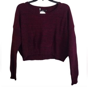 Millau Long Sleeved Short Burgundy Sweater Size Small